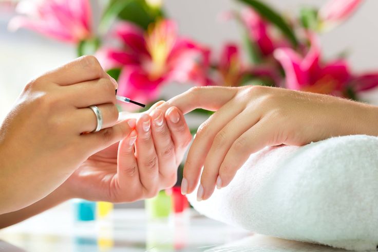 Thông báo Tuyển dụng nhân viên tiệm Nails làm việc tại CHLB Đức diện Visa 18B