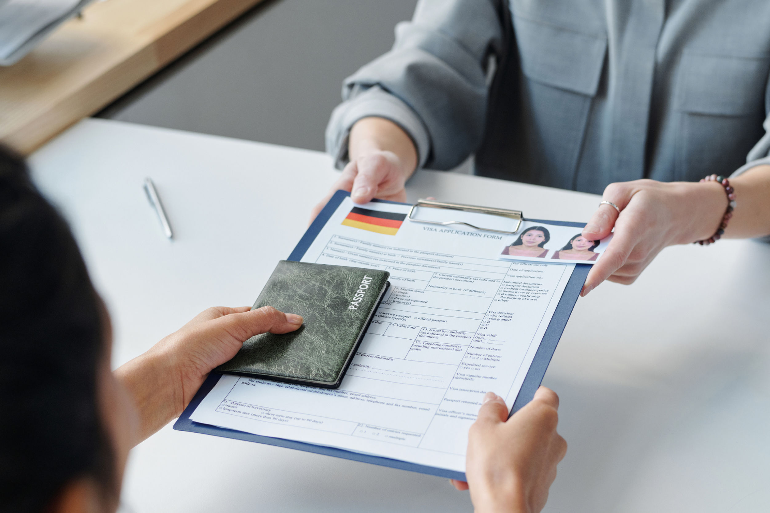 hồ sơ xin visa 18b Đức
